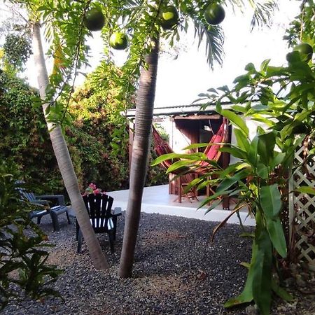 Bungalow Tout Confort Avec Piscine Partagee A 5 Mn De La Mer Saint-Francois  Luaran gambar